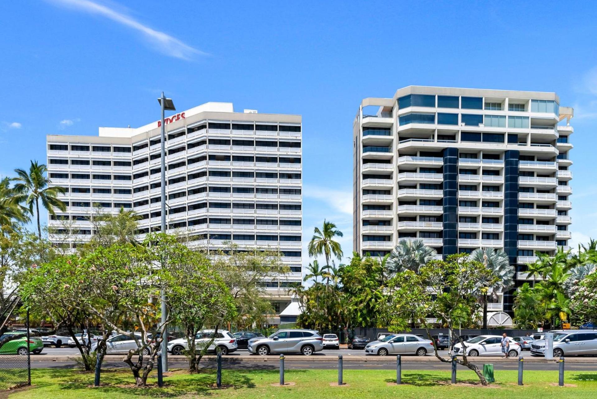 Belle Escapes Rydges Plaza Esplanade Luxury 2-Bedroom Apartment Cairns Exterior photo